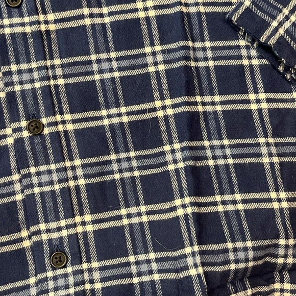 Croft & Barrow flannel button down - Picture 4 of 5